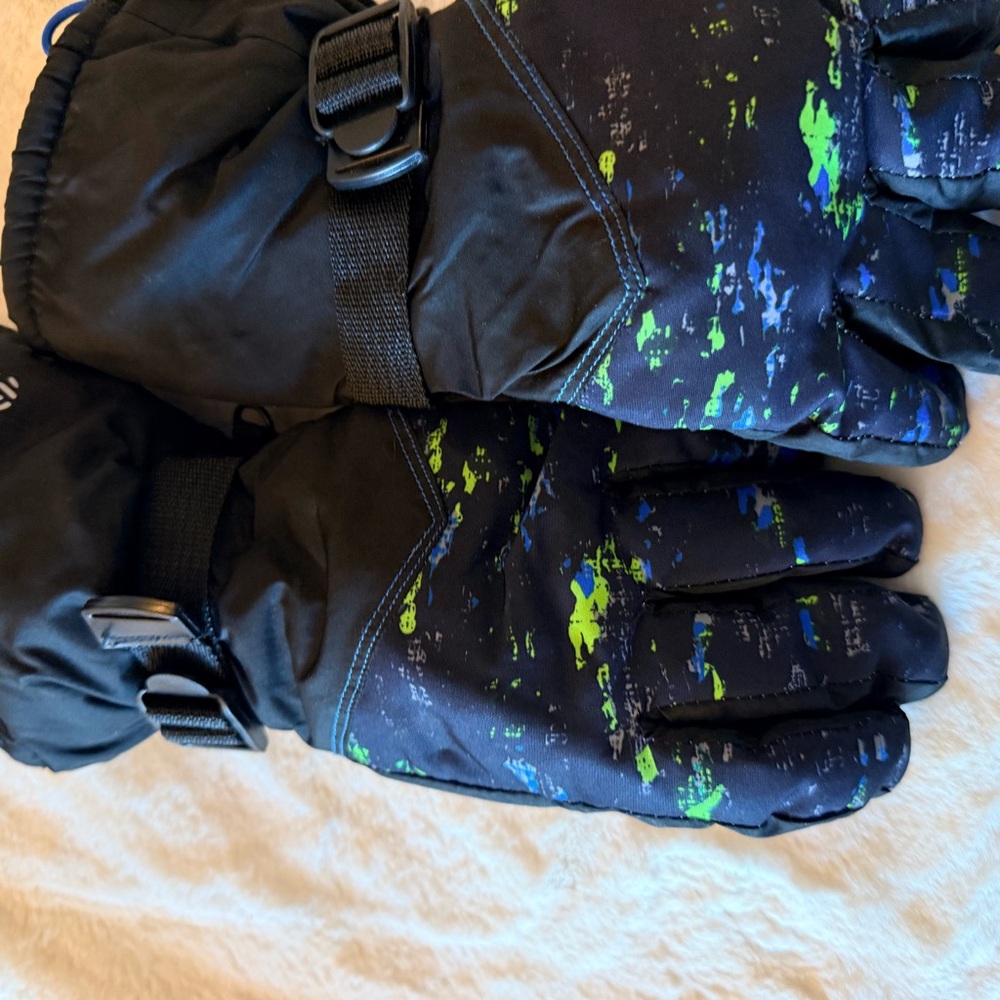 Champion Black and Blue Winter Gloves